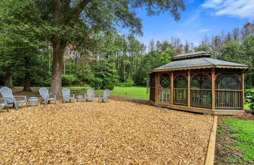 Spacious Family Home - 10 Mins to Cartersville - Photo 40