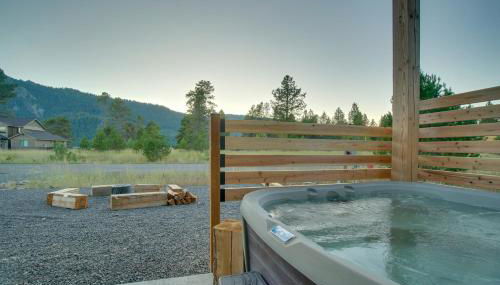 Modern Donnelly Cabin with Private Hot Tub - Foto 3