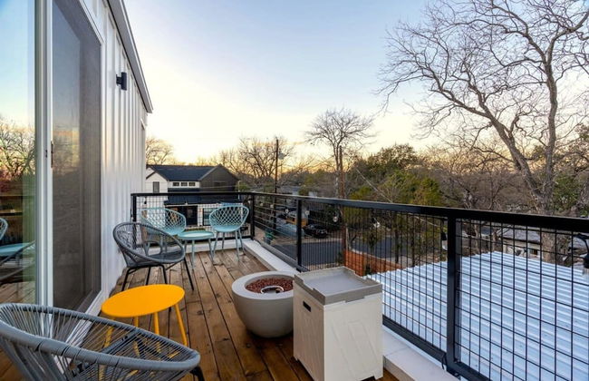 Chic 4BR Pool House - Steps to South 1st Street - Foto 18