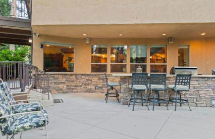 The Fairway Hideaway by AvantStay Game Room Outdoor Dining Near Lake Arrowhead - Foto 3