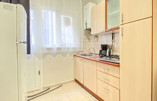 Sleek Flat Within Walking Distance to Pera Museum - Foto 5