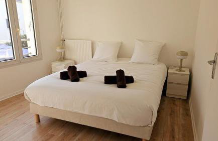 Paul Eluard - Maison au calme parking centre Tours - Foto 4