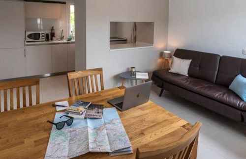 TurAlmeria - Casa Tranquila con Jardín y Aparcamiento privado - Foto 3