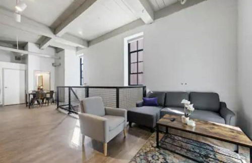 2125 Superior Living - Photo 86