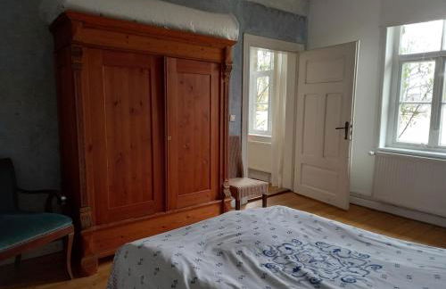 Charming flat with wood stove on a large farm - Foto 14