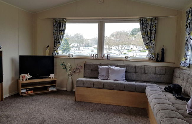 Pool-garden-2br-parking-wifi-sleeps6 - Foto 9