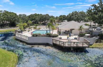 PGA National Getaway Cozy Club Cottage - Foto 16