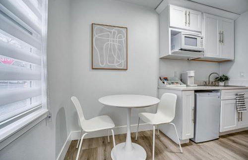 Walk to Main Ave and Soap Lake! Pet-Friendly Studio - Foto 10