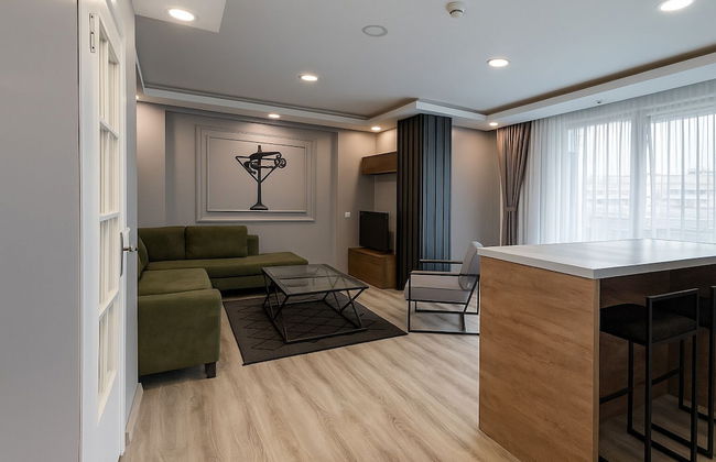 On4 Rooms & Suites - Photo 10