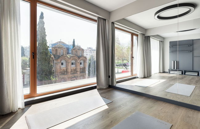 Zeus is Loose Hostel - Photo 66