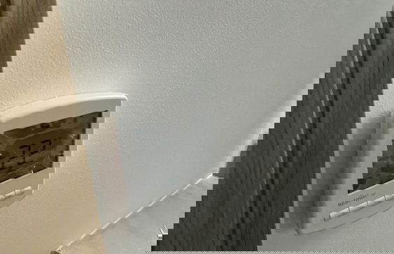 Exquisite Riverside Living in a Stunning Flat - Foto 12