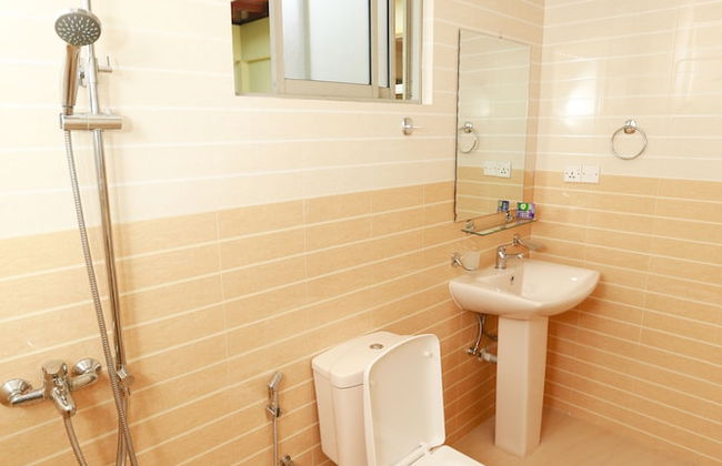 APL Apartments - Photo 8