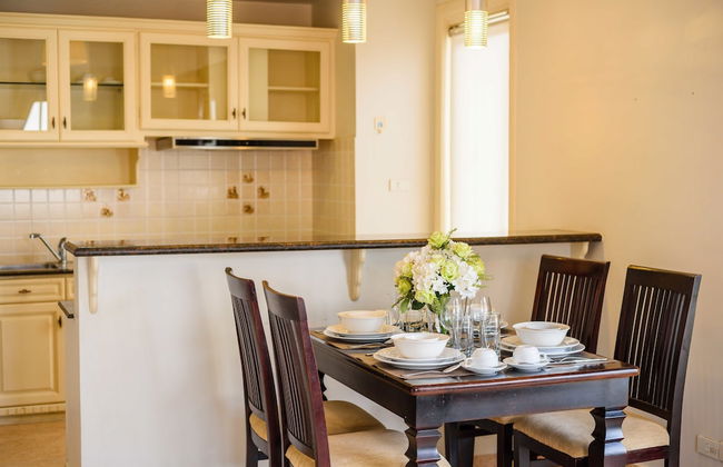 City View Apartment - Photo 32