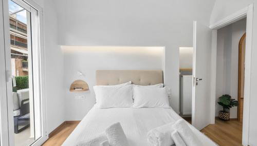 Luxury 2BR Apartment near the marina, Heart of Piraeus - Foto 4, towels, wardrobe