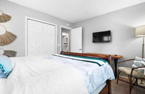 Lake Cottage with Hot Tub and Game Room - Foto 52