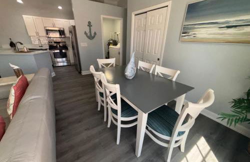 Redfish - Updated & Roomy 1.5 Mi to Beach Full Kitchen W&D - Foto 23