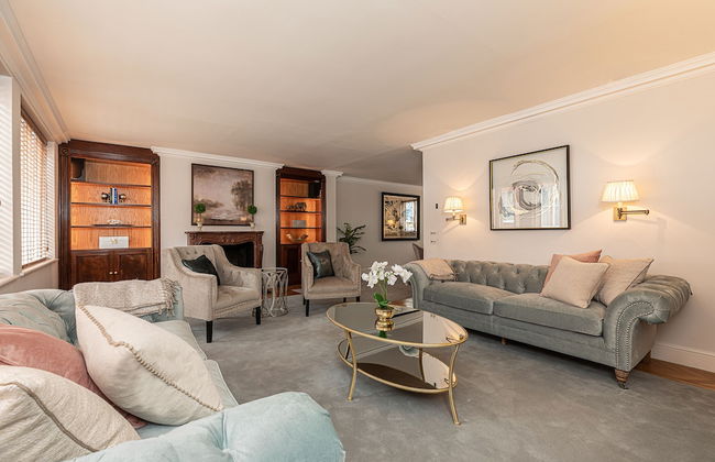 JOIVY Stunning 6-bed house near Harrods in Knightsbridge - Photo 16