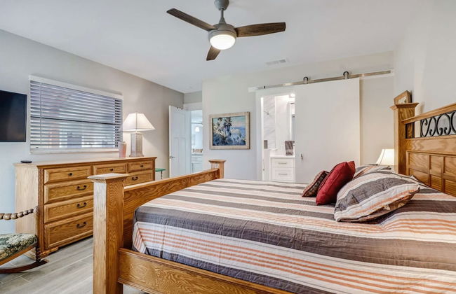 4836/4838 Esplanade St B-pool - Photo 2