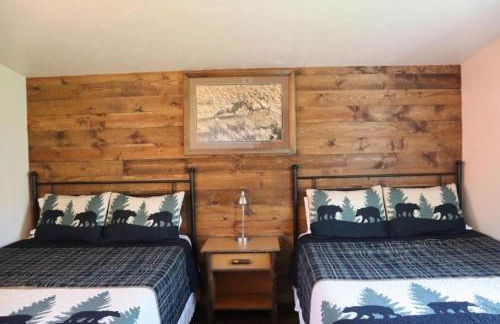 Historic Alpine Lodge Rental near Jackson Hole, Wyoming - Photo 39