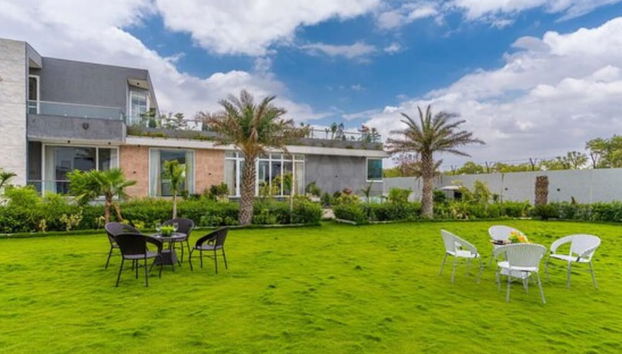 Children's play area - outdoor