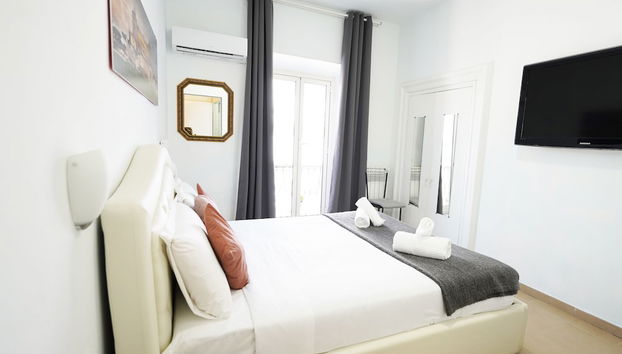 Key Rome Center - Photo 4, Room