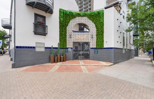 Blueground Downtown Austin pool nr Texas State Capitol ATX-342 - Foto 27