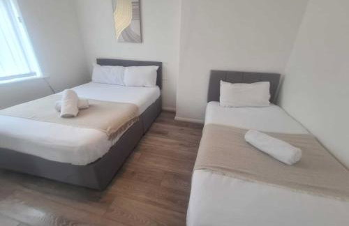 Homely 2 Bedroom Dudley - Foto 1