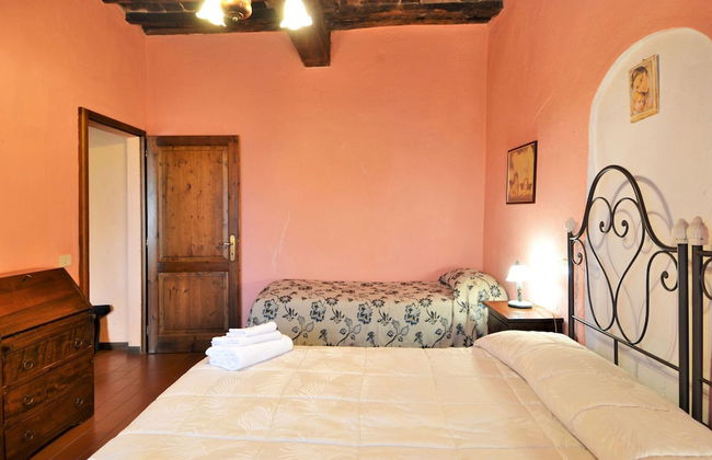 Rustic Holiday Home in Citta di Castello With Swimming Pool - Photo 13