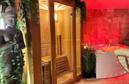 Nuit de rêve : spa, sauna, cinéma - Foto 19