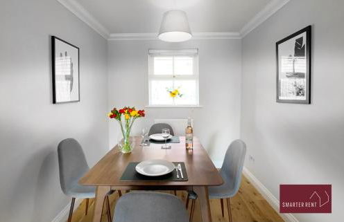 Wokingham 2 Bedroom Flat - Private Entrance - Foto 2