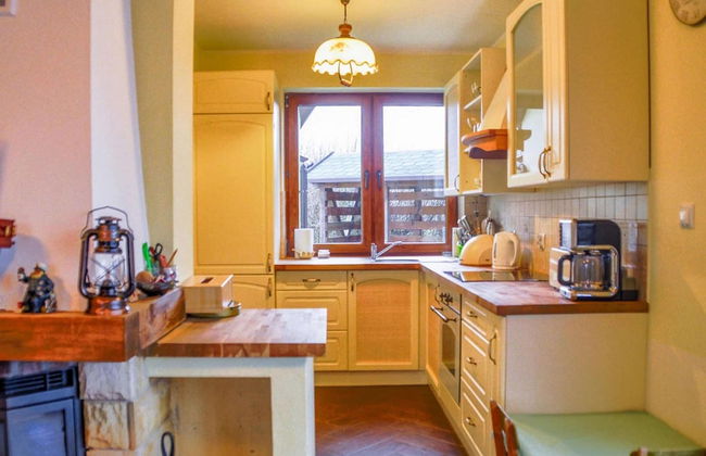 Holiday House by the Lake With a Fireplace - Photo 16