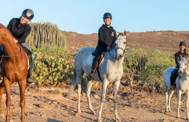 Passeggiata a cavallo a El Salobre - Photo 1