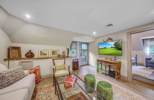 Luxury Loft in Historic Carriage House - Foto 8