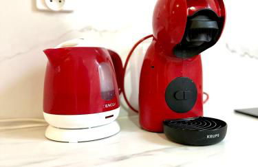 Soho Boho Apartments - with sunny rooftop terrace and fiber optic internet - Photo 9