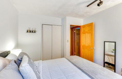 Peaceful 1-Acre Parksville Home Large Deck and Yard - Foto 19