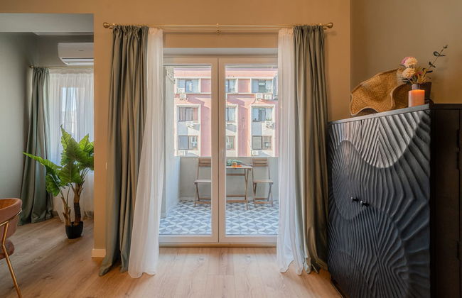 Stunning 2BR With Balcony on Piata Universitatii - Foto 13