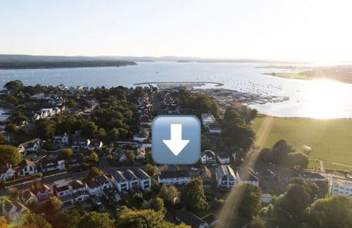 Harbourside garden flat with parking - Photo 13