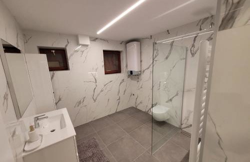 The Setting Sun - Photo 12