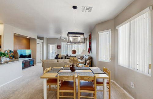 Bright 2nd floor Condo w mountain & valley views, shared pool hot tub gym - Foto 7