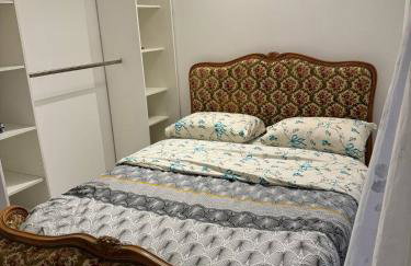 Ground-Floor Apartment With private Garden - Foto 13