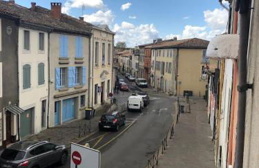 spacieux logement face à la Cité Médievale - Foto 5