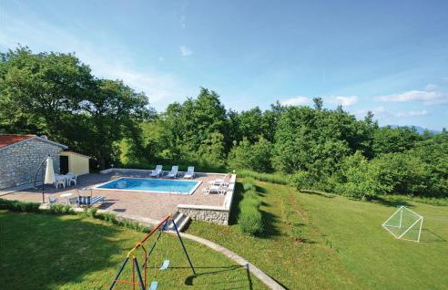 4 Bedroom Stunning Home In Jurani - Foto 14