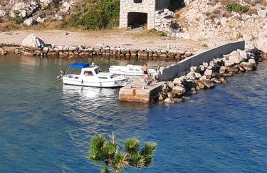 Villa Niko PET FRIENDLY 200 M FROM HIDDEN SANDY BEACH pets stays for free - Photo 6