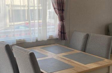 Coghurst Hall Holiday Home Sleeps 6, 2 bedrooms - Foto 9