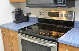 Spacious 2BD near Princeton, Cafes! Family, Backyard, Parking - Photo 4