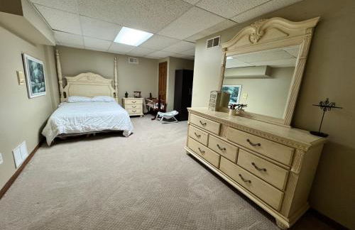 Luxury 5BR Estate: Media Room & Golf | Sleeps 14 - Foto 11