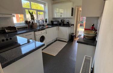 Spacious comfy flat near Airport and Altrincham - Foto 12