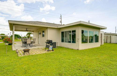 Port Charlotte Home with Sunroom, Grill and Fire Pit! - Foto 24