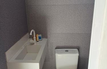 Villa Dona Benta AC Fast WiFi Free Parking Long Stay Work - Foto 13