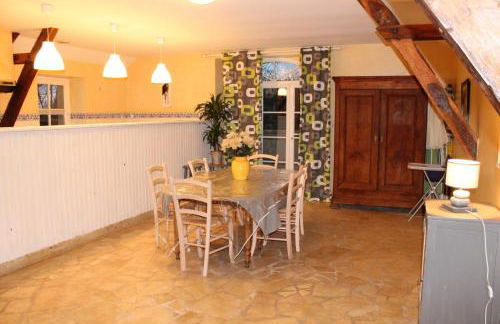 Gîte Hugan avec piscine privée proche Sarlat - Foto 6